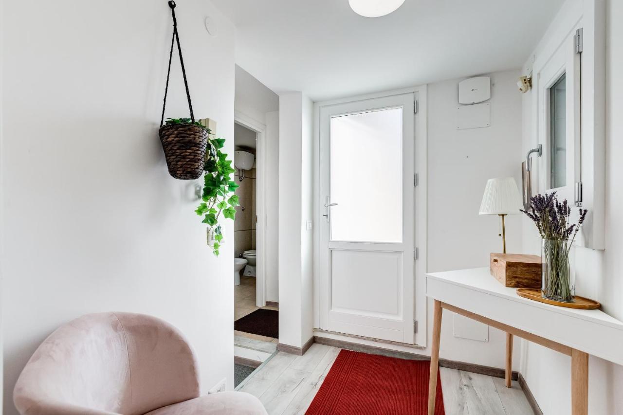 Jmartins Colosseo Suites ローマ エクステリア 写真