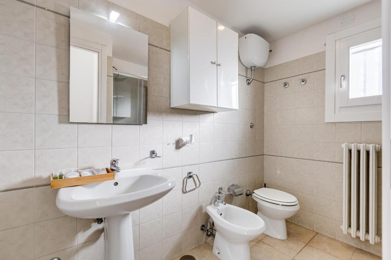 Jmartins Colosseo Suites ローマ エクステリア 写真