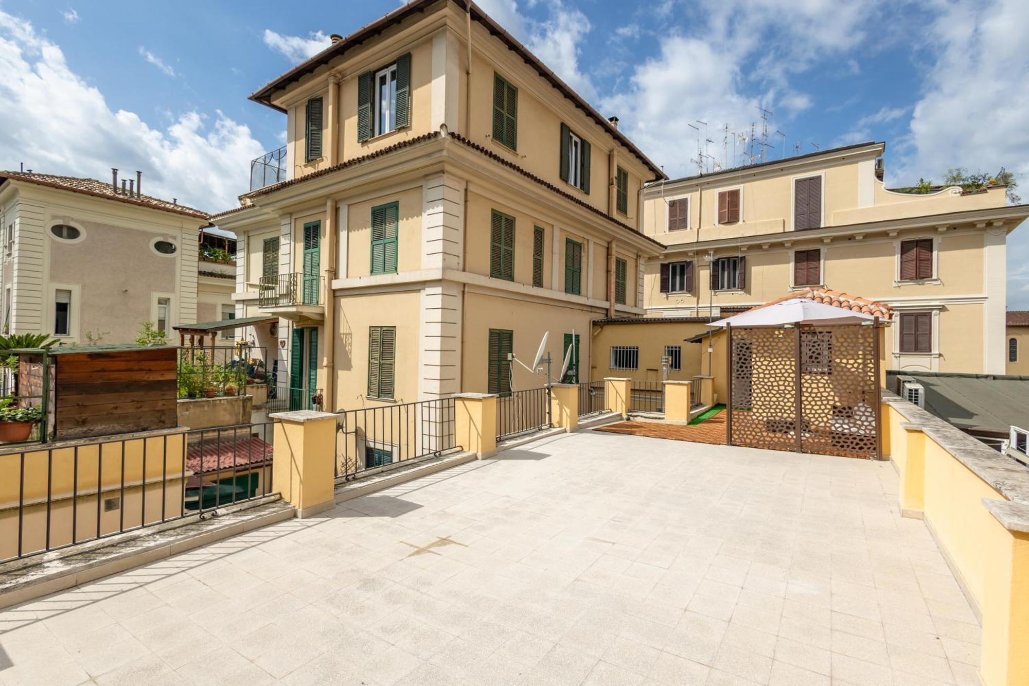 Jmartins Colosseo Suites ローマ エクステリア 写真